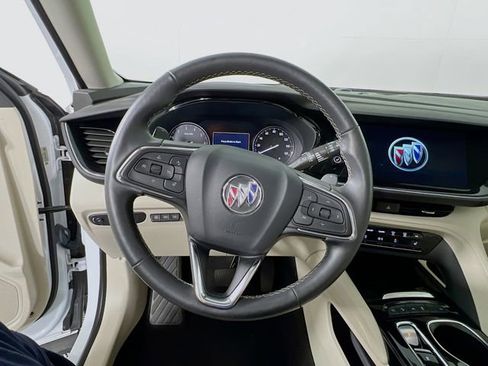 Used 2022 Buick Envision Essence w/ Technology Package I image 10