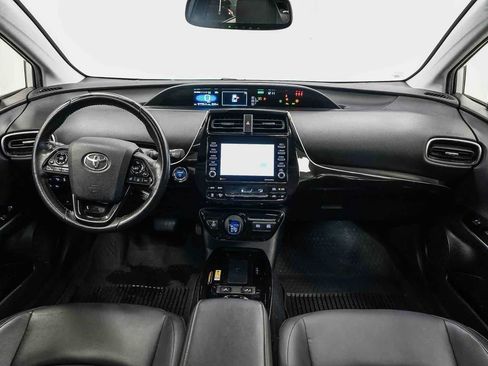 Used 2022 Toyota Prius XLE w/ Advanced Technology Package FWD image 12