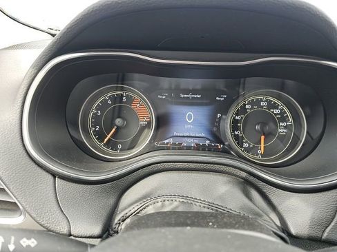 Used 2022 Jeep Cherokee Latitude Lux AWD/4WD image 10