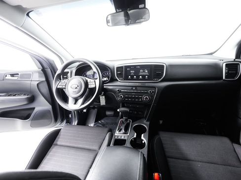 Used 2020 Kia Sportage LX w/ LX Popular Package AWD/4WD image 18