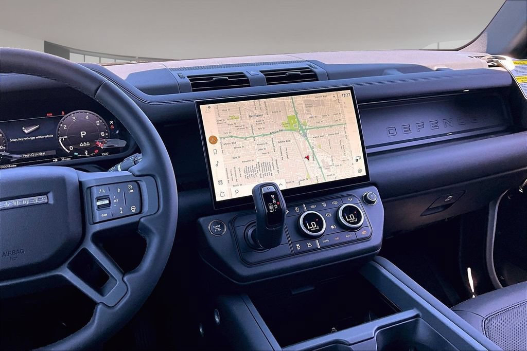 New 2026 Land Rover Defender 110 S AWD/4WD image 6