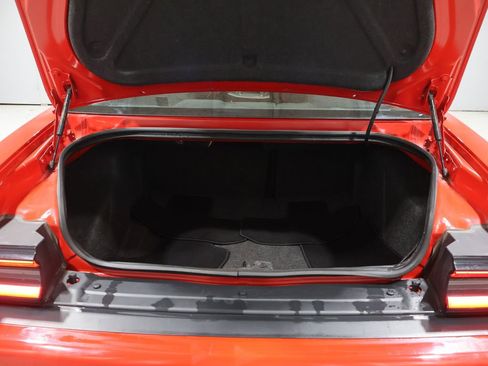 Used 2022 Dodge Challenger GT image 18