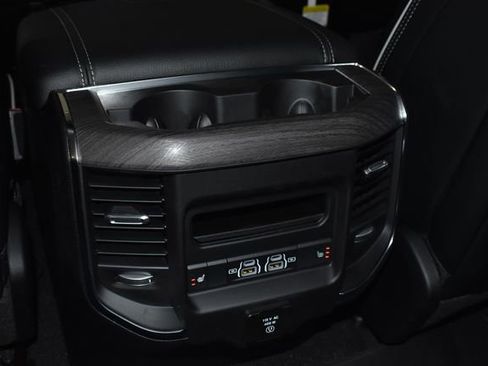 Used 2025 RAM 1500 Laramie image 30