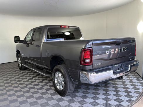 Used 2025 RAM 2500 Big Horn AWD/4WD image 7
