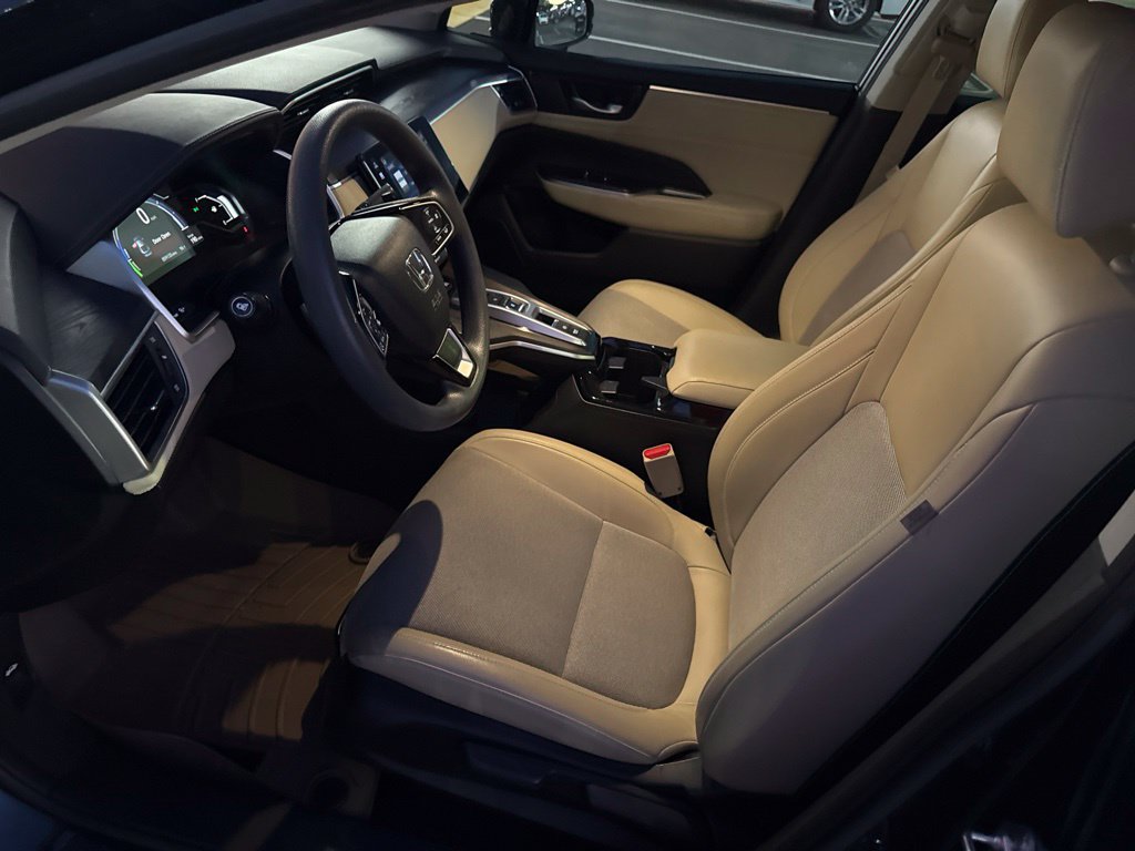 Used 2018 Honda Clarity Plug-In Hybrid image 6