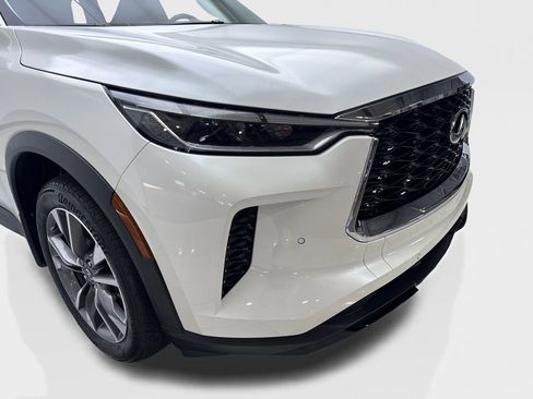 Used 2024 INFINITI QX60 Luxe image 17