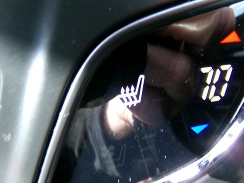 Used 2015 Buick Regal AWD image 25