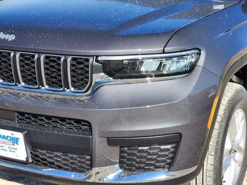 New 2026 Jeep Grand Cherokee L 2WD image 5