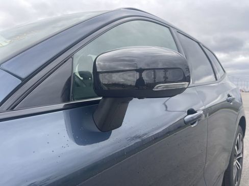 Used 2024 Volvo XC60 B5 Plus image 3