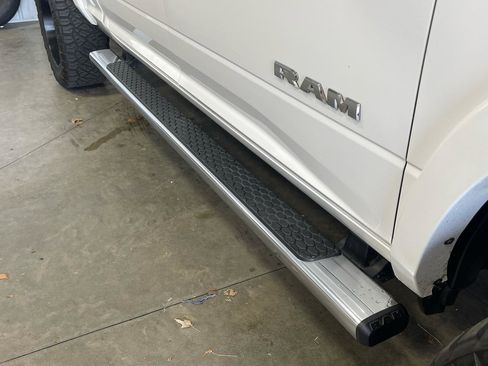 Used 2021 RAM 2500 Laramie AWD/4WD image 25