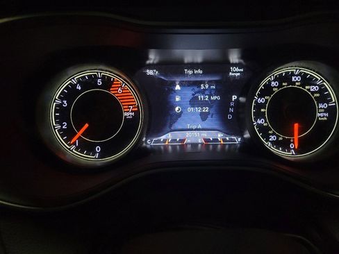 Used 2022 Jeep Cherokee Limited w/ Mopar Interior Package image 23