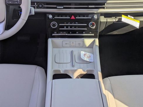 New 2026 Hyundai Santa Fe SEL FWD image 18