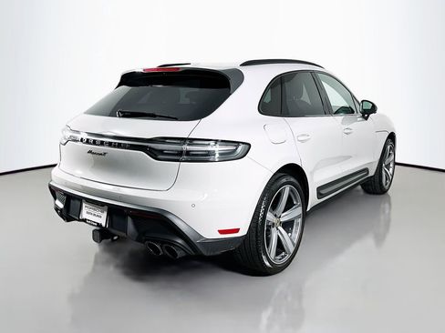 Certified 2023 Porsche Macan AWD/4WD image 9
