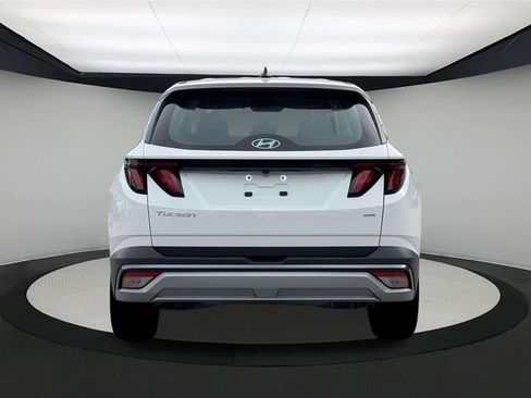 New 2026 Hyundai Tucson SE image 6