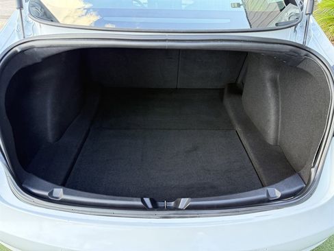 Used 2018 Tesla Model 3 Long Range RWD image 31