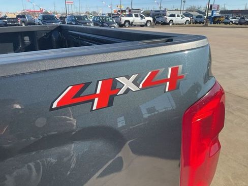 Used 2018 Chevrolet Silverado 1500 LTZ w/ Sport Package AWD/4WD image 28