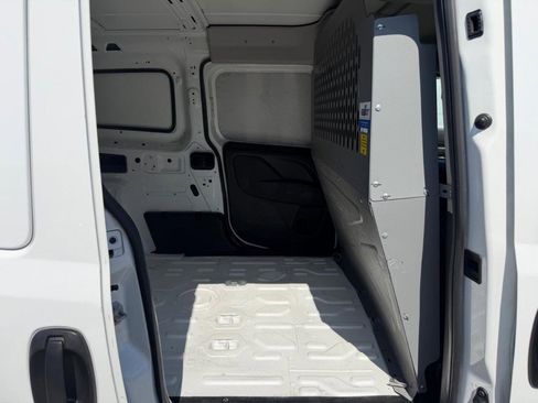 Used 2022 RAM ProMaster City Tradesman FWD image 18