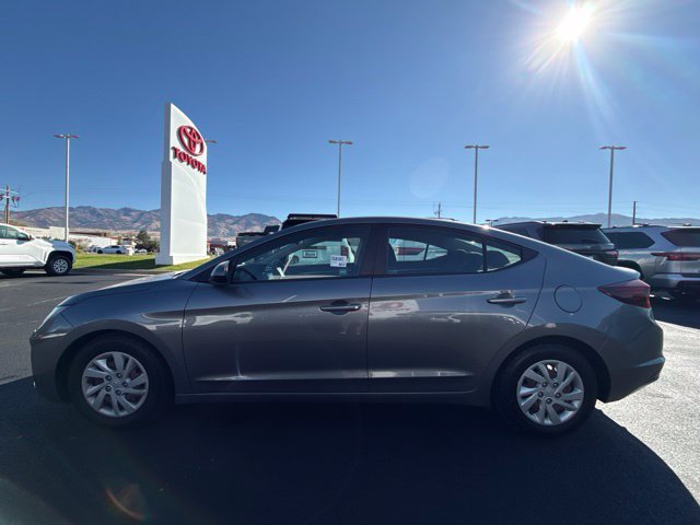 Used 2019 Hyundai Elantra SE w/ Cargo Package FWD image 7