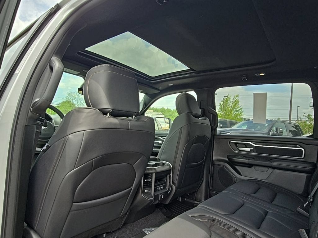 New 2026 RAM 1500 Big Horn AWD/4WD image 13