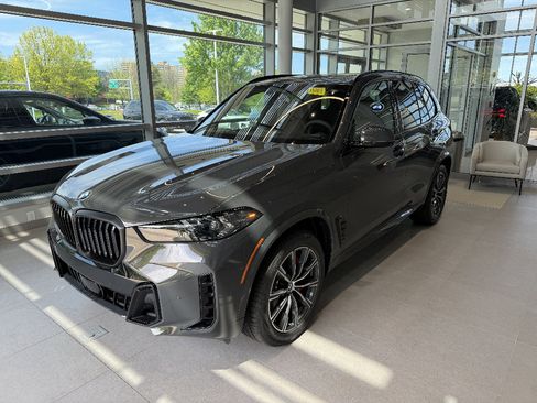 New 2026 BMW X5 xDrive40i AWD/4WD image 3