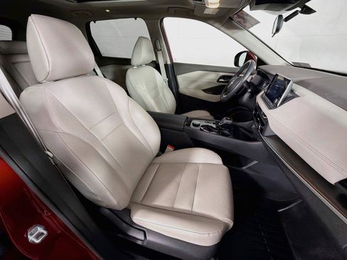 Used 2023 Nissan Rogue SV w/ SV Premium B Package AWD/4WD image 30