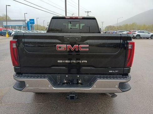 New 2026 GMC Sierra 2500 SLT w/ SLT Premium Package AWD/4WD image 23