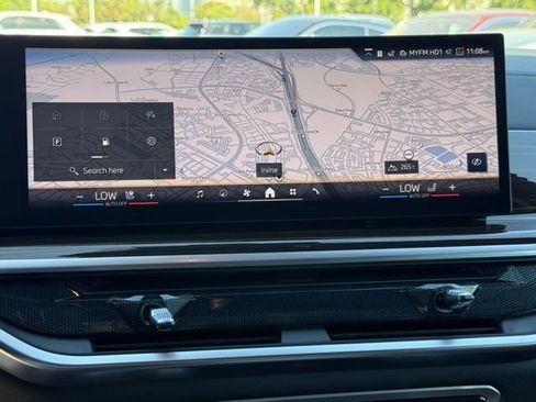 Used 2026 BMW X5 xDrive40i w/ M Sport Package image 28