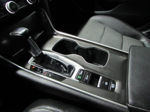 Used 2022 Honda Accord Sport image 30