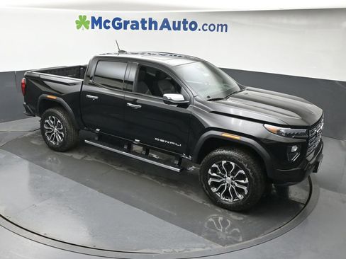 New 2026 GMC Canyon Denali AWD/4WD image 3