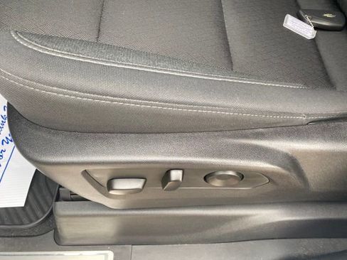 Used 2023 Chevrolet Silverado 1500 LT image 18