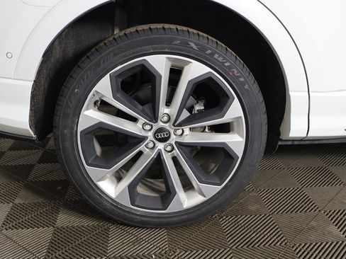 Used 2021 Audi Q3 2.0T Premium Plus image 22