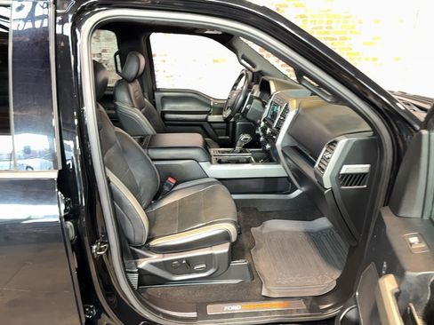 Used 2018 Ford F150 Raptor w/ Equipment Group 802A Luxury image 99