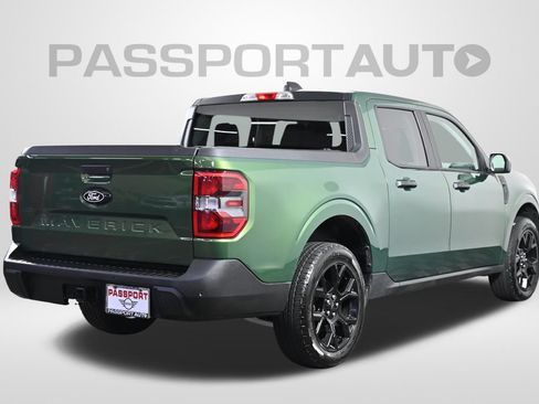 Used 2025 Ford Maverick XLT w/ XLT Luxury Package AWD/4WD image 7