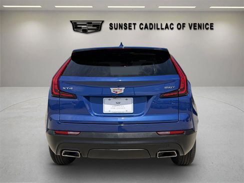 Certified 2023 Cadillac XT4 Luxury image 4