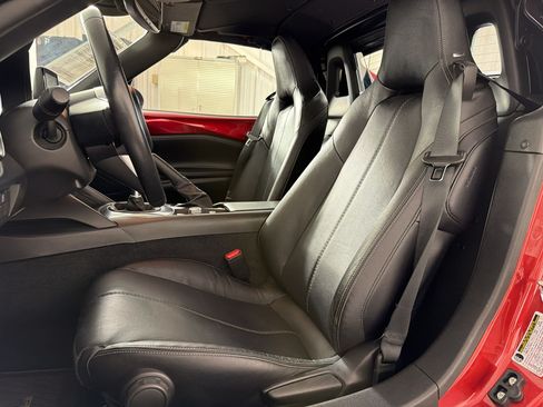 Used 2022 MAZDA MX-5 Miata RF Grand Touring w/ Weather Package RWD image 5