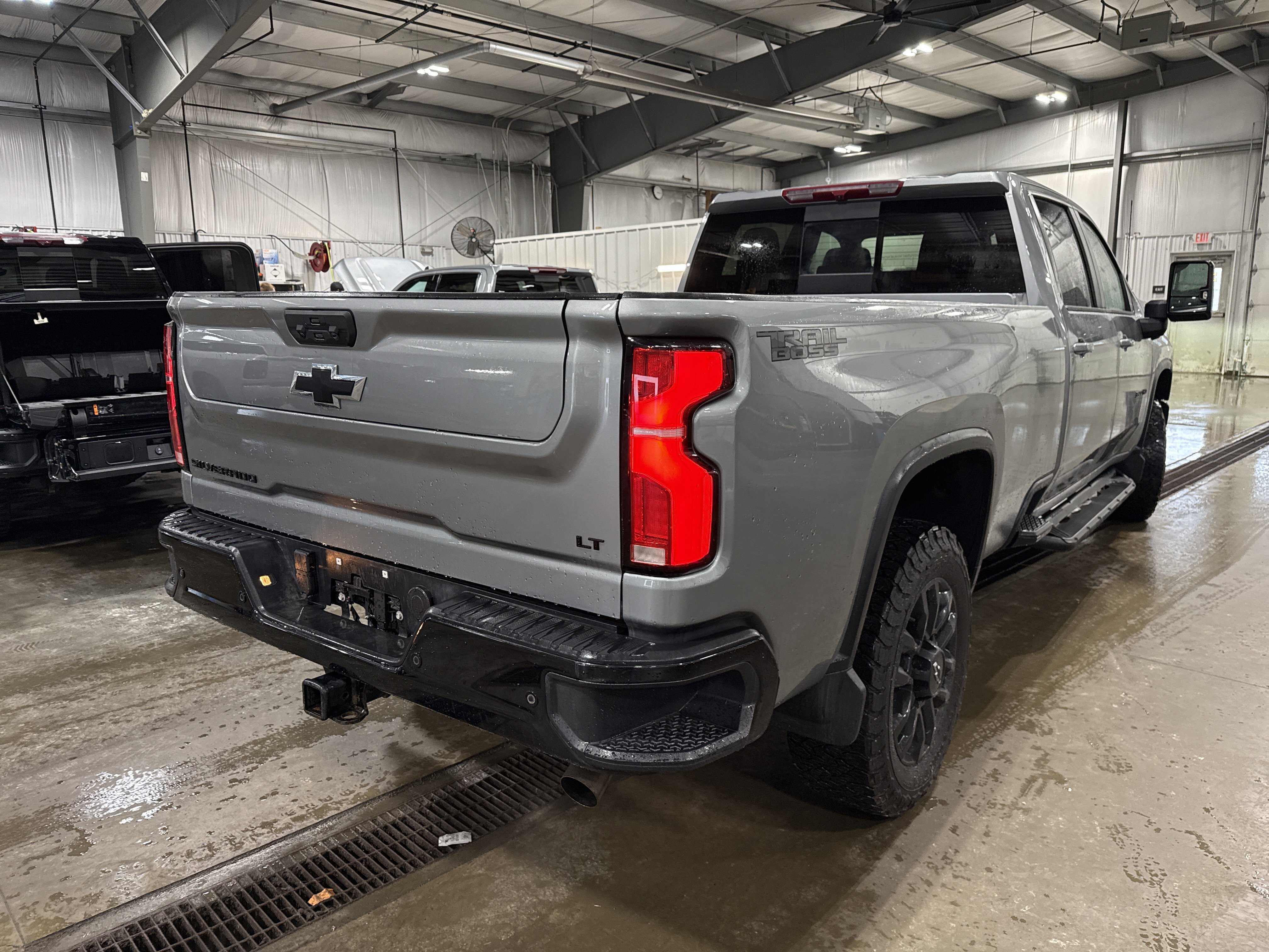 Used 2025 Chevrolet Silverado 3500 LT w/ Trail Boss Package AWD/4WD image 3