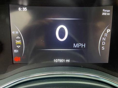 Used 2015 Jeep Grand Cherokee High Altitude AWD/4WD image 13