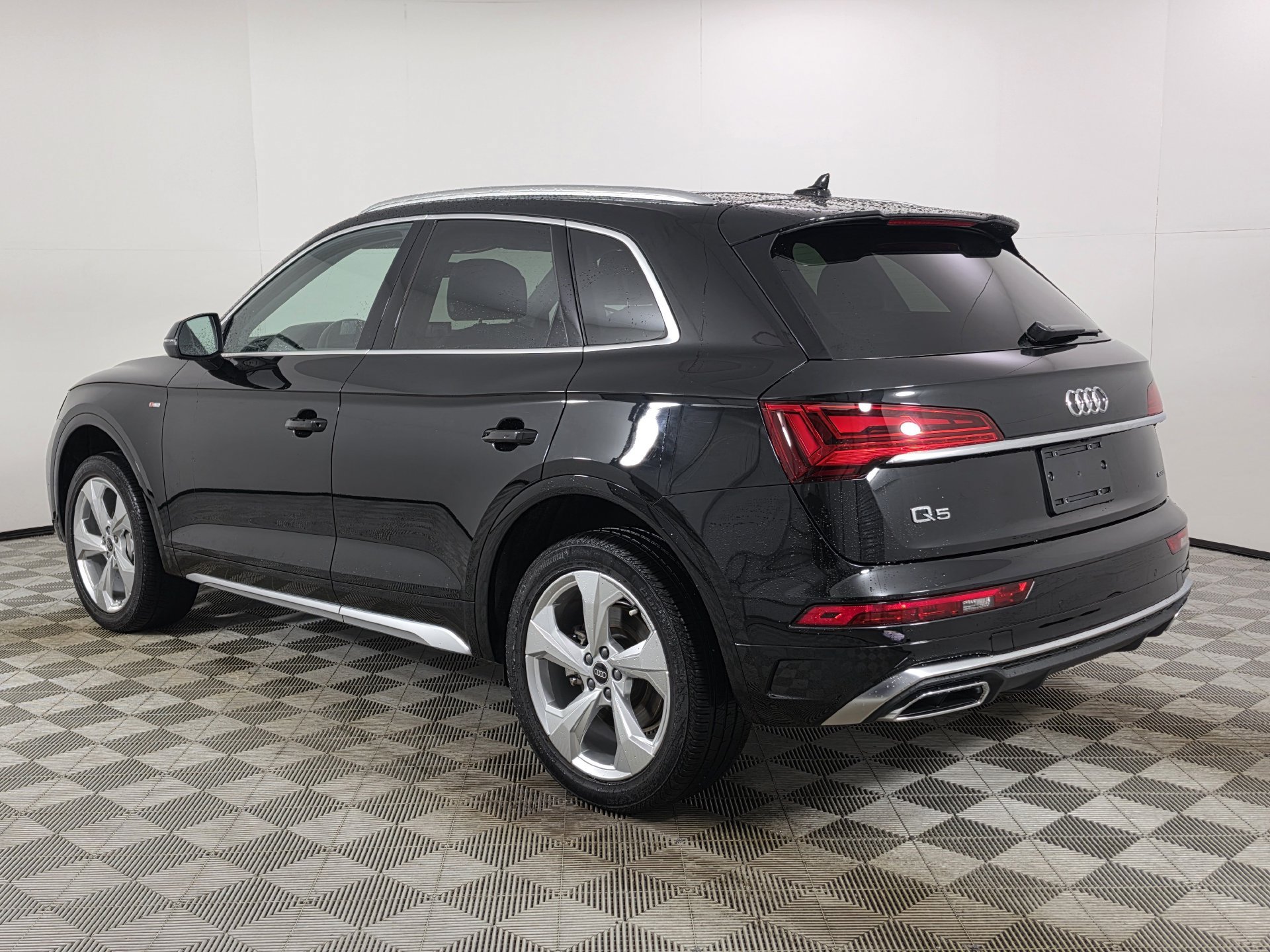 Used 2023 Audi Q5 2.0T Premium Plus AWD/4WD image 41