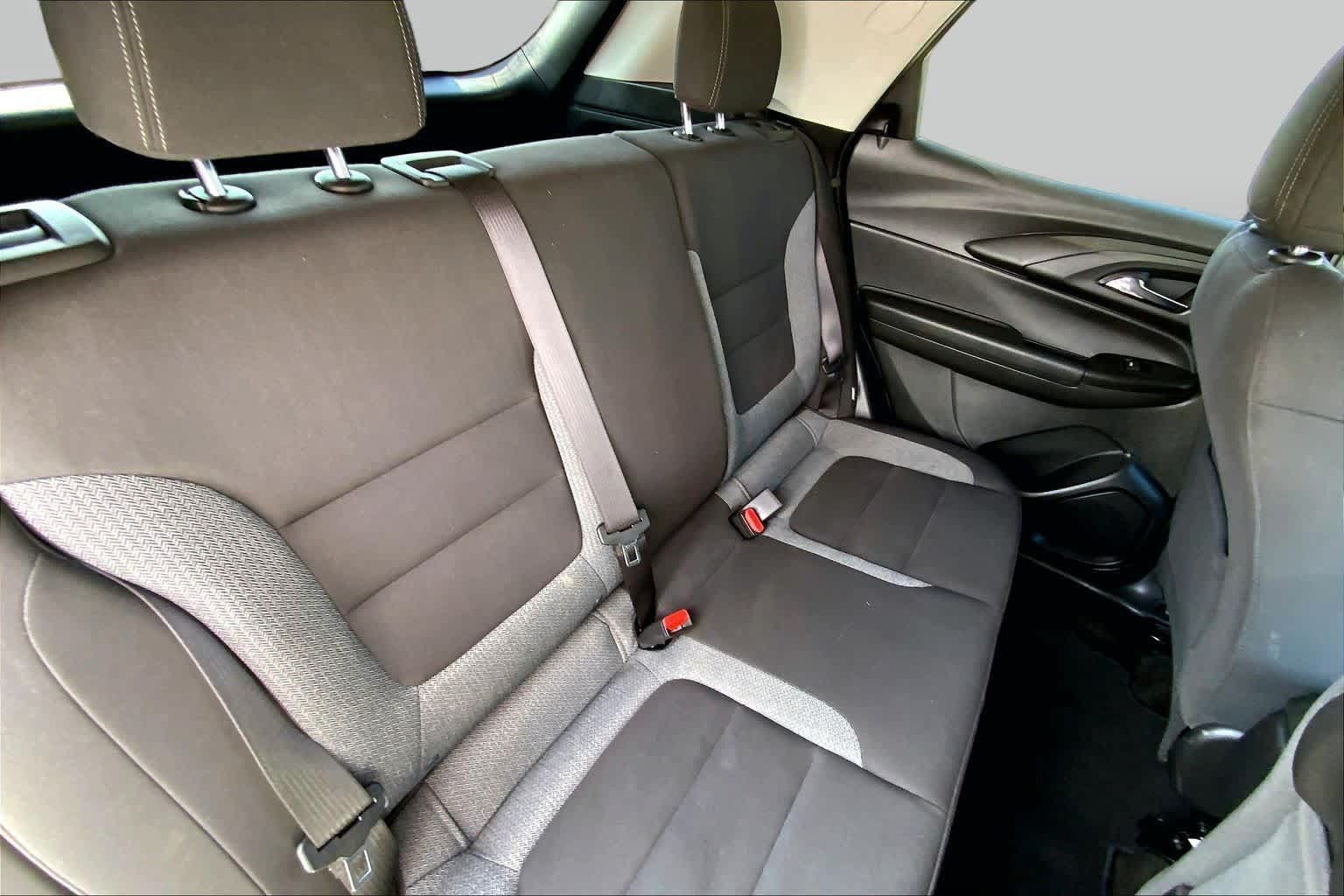 Used 2021 Chevrolet TrailBlazer LT w/ Driver Confidence Package FWD image 18