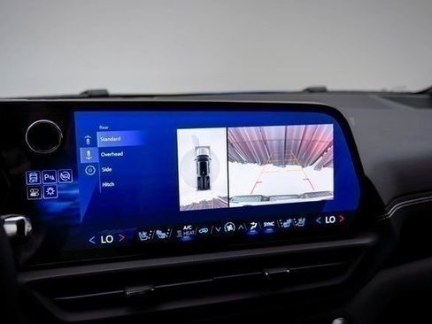 New 2025 Chevrolet Silverado EV LT image 28