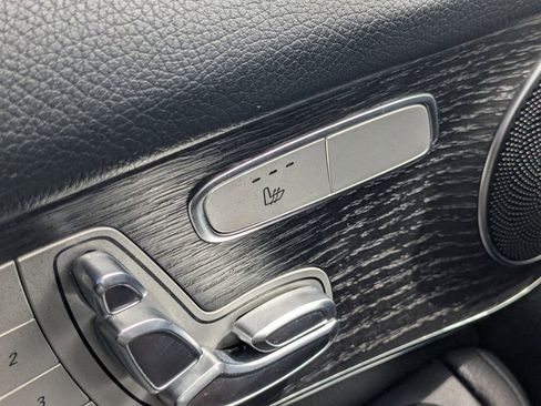 Certified 2022 Mercedes-Benz GLC 300 GLC 300 w/ Premium Package Lite image 11