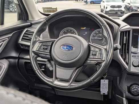 Used 2020 Subaru Forester Premium image 17