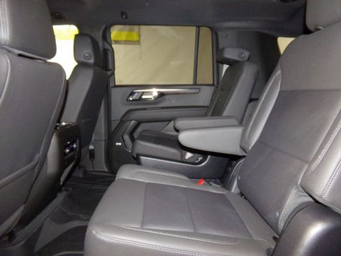 New 2025 Chevrolet Suburban LT w/ Comfort Package image 14