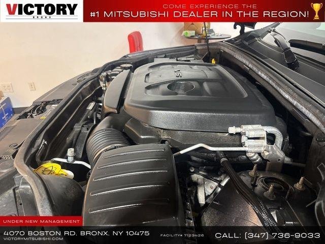 Used 2021 Jeep Grand Cherokee Laredo AWD/4WD image 34