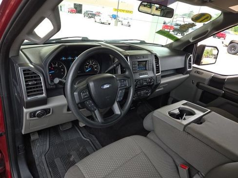 Used 2016 Ford F150 XLT AWD/4WD image 25