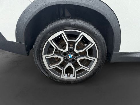 Used 2026 BMW X2 xDrive28i AWD/4WD image 9