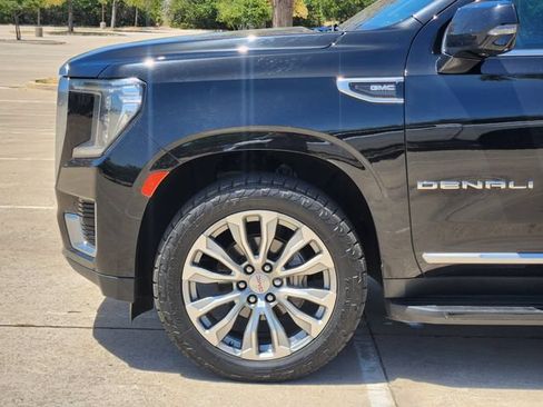 Used 2023 GMC Yukon Denali w/ LPO, Floor Liner Package AWD/4WD image 8