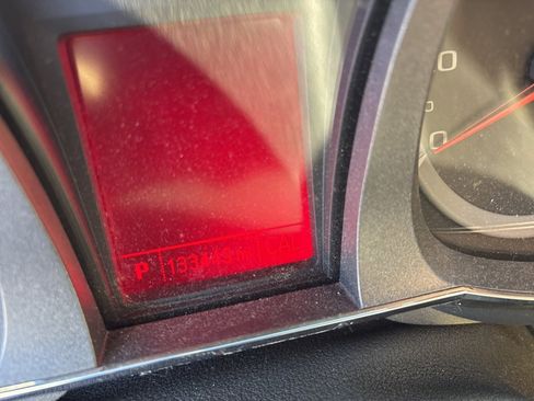 Used 2014 GMC Terrain SLE image 13