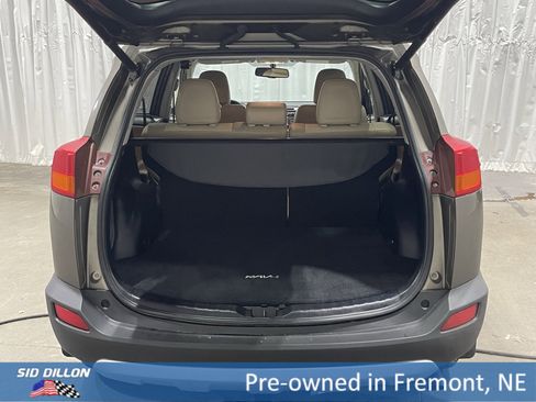 Used 2015 Toyota RAV4 Limited image 5