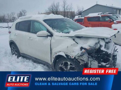 Used 2022 Kia Sportage LX image 28